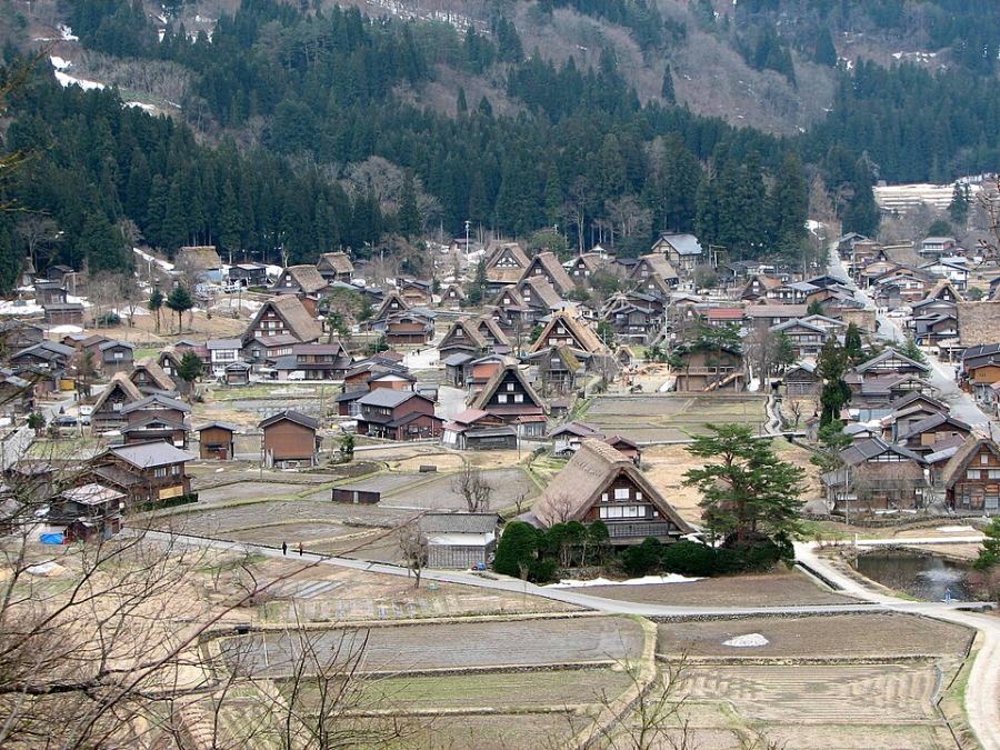 岐阜県・白川郷の合掌造り集落