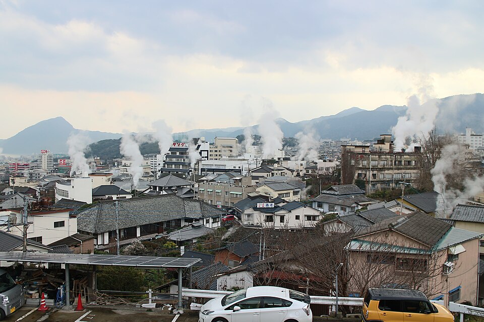 湯けむりが立ちのぼる大分県の別府温泉